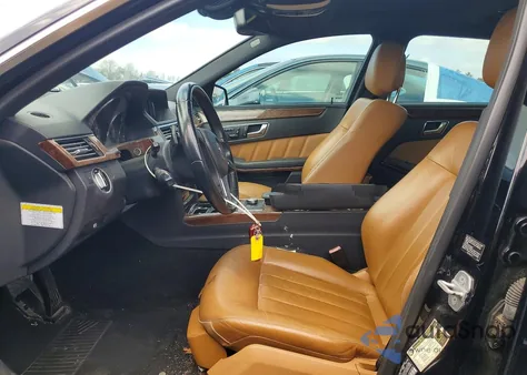 2013 Mercedes-Benz E 350 4Matic z USA, uszkodzony, nr VIN WDDHF8JB7DA679318